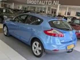 Renault Mégane (2013) thumbnail 3