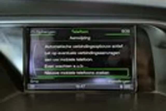 Audi A4 (2014) thumbnail 17