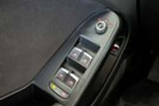 Audi A4 (2014) thumbnail 21