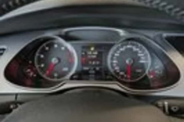 Audi A4 (2014) thumbnail 10