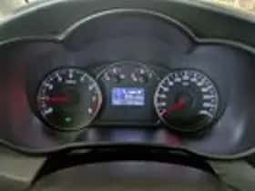Kia Carens (2013) thumbnail 12
