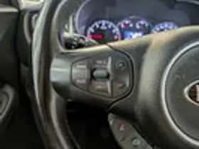Kia Carens (2013) thumbnail 13