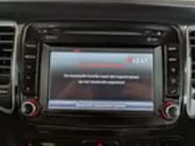 Kia Carens (2013) thumbnail 22