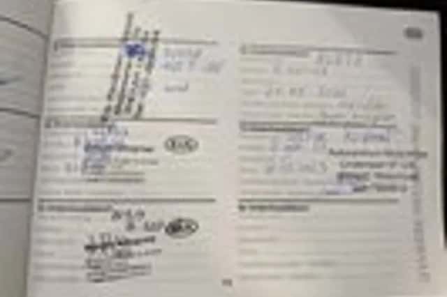 Kia Carens (2013) thumbnail 28