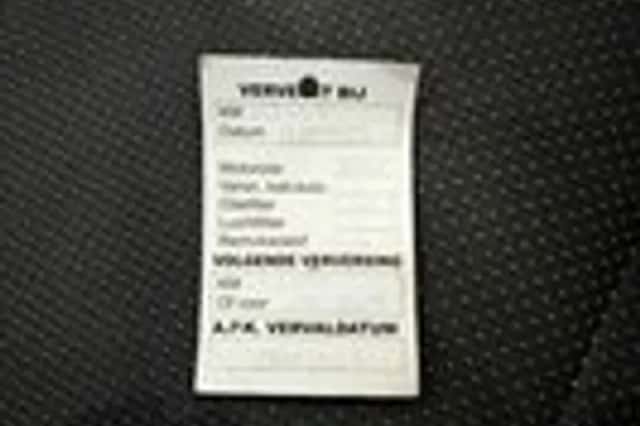 Kia Carens (2013) thumbnail 29