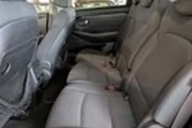 Kia Carens (2013) thumbnail 7