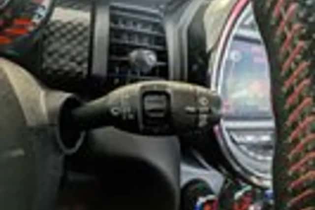 MINI Mini (2015) thumbnail 14