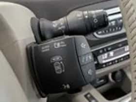 Renault Grand Scénic (2010) thumbnail 17