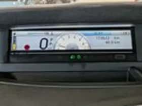 Renault Grand Scénic (2010) thumbnail 23