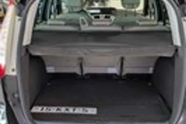 Renault Grand Scénic (2010) thumbnail 9