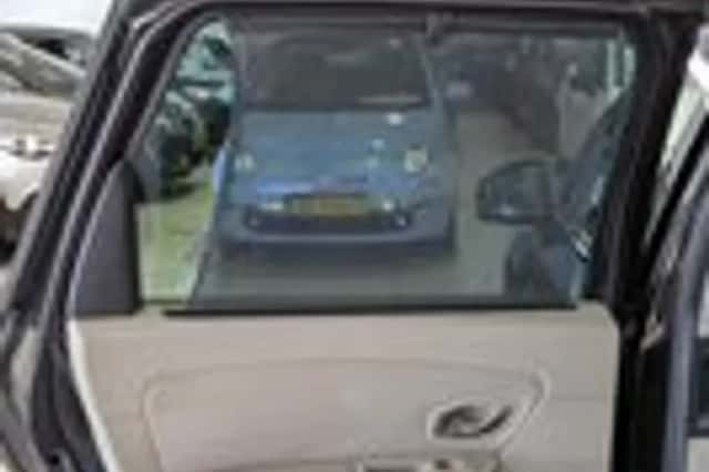 Renault Grand Scénic (2010) thumbnail 10