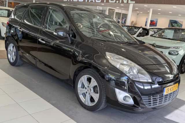 Renault Grand Scénic (2010) thumbnail 1