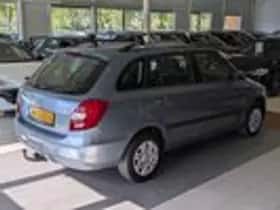 Škoda Fabia (2008) thumbnail 4