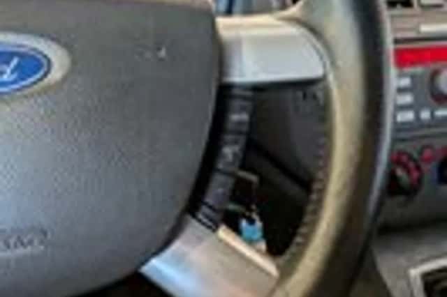 Ford C-Max (2007) thumbnail 12