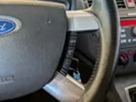 Ford C-Max (2007) thumbnail 12