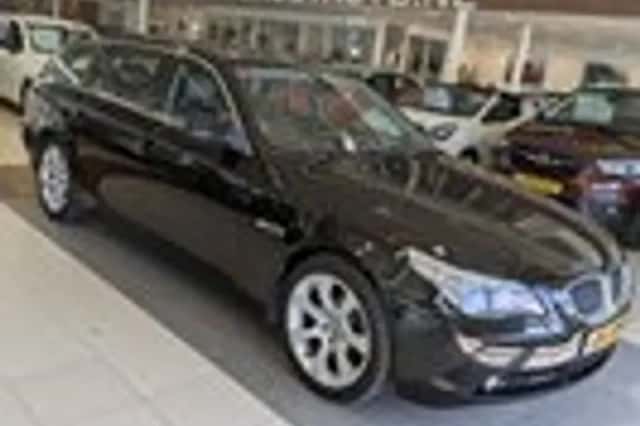 BMW 5-Serie (2004) thumbnail 1