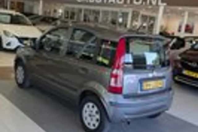 Fiat Panda (2010) thumbnail 3