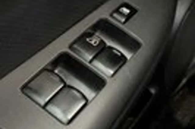 Nissan Note (2007) thumbnail 12