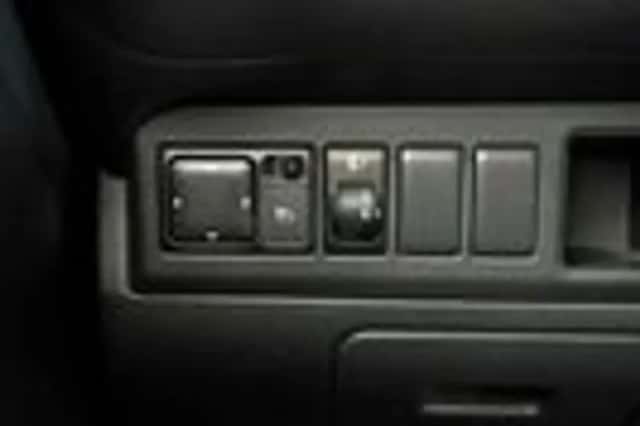 Nissan Note (2007) thumbnail 14