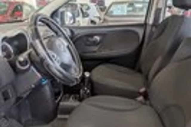 Nissan Note (2007) thumbnail 6