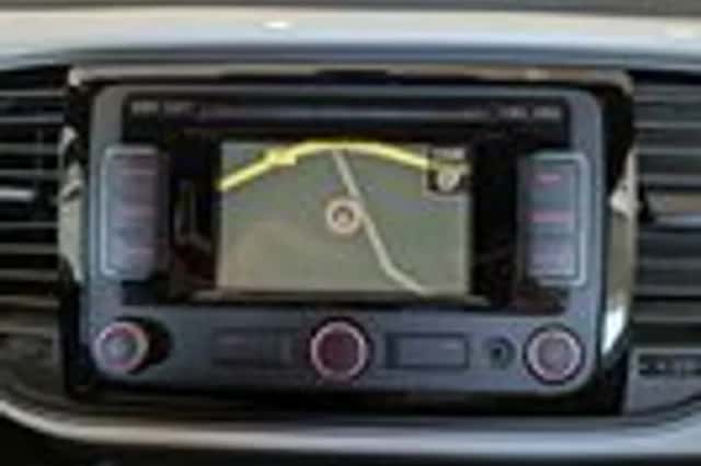 Volkswagen Beetle (2012) thumbnail 17
