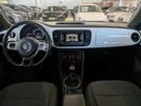 Volkswagen Beetle (2012) thumbnail 9