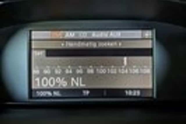 BMW 3-Serie (2008) thumbnail 16