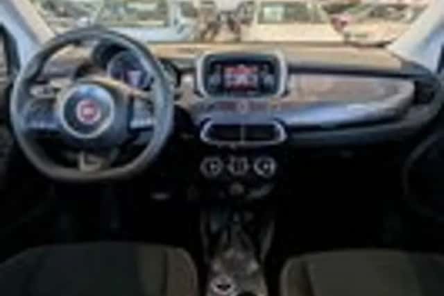 Fiat 500X (2016) thumbnail 9