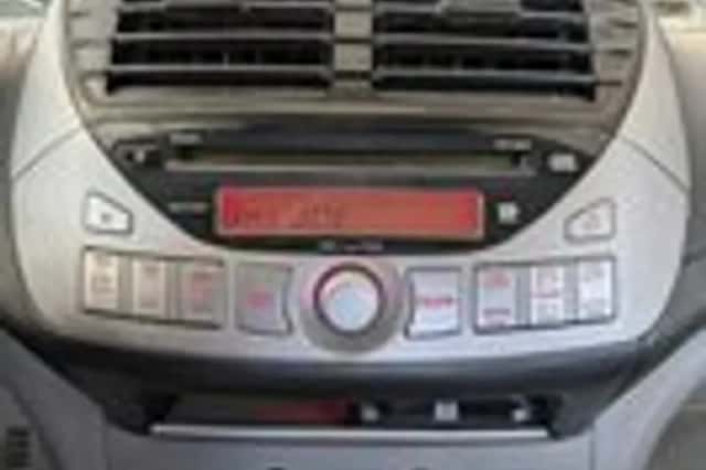 Suzuki Alto (2011) thumbnail 12