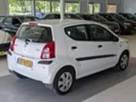 Suzuki Alto (2011) thumbnail 4