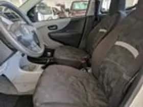 Suzuki Alto (2011) thumbnail 6