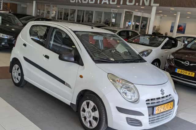 Suzuki Alto (2011) thumbnail 1