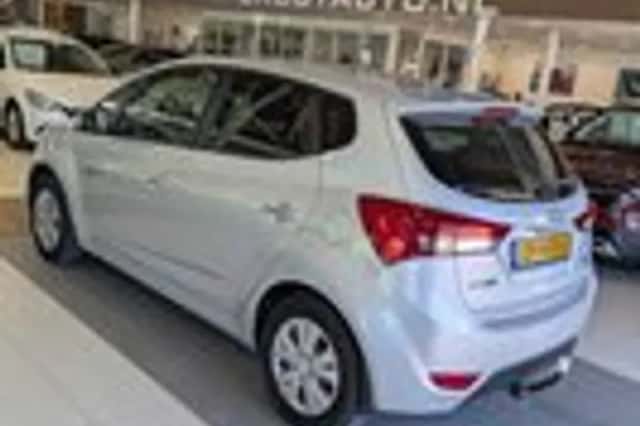 Hyundai ix20 (2011) thumbnail 3