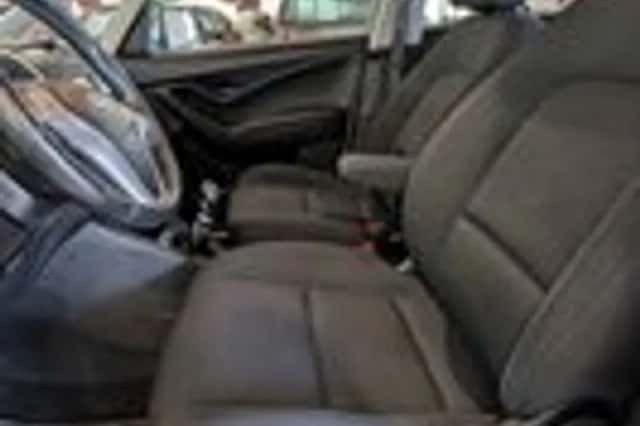 Hyundai ix20 (2011) thumbnail 6