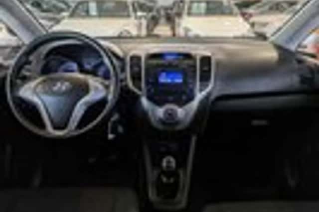 Hyundai ix20 (2011) thumbnail 9