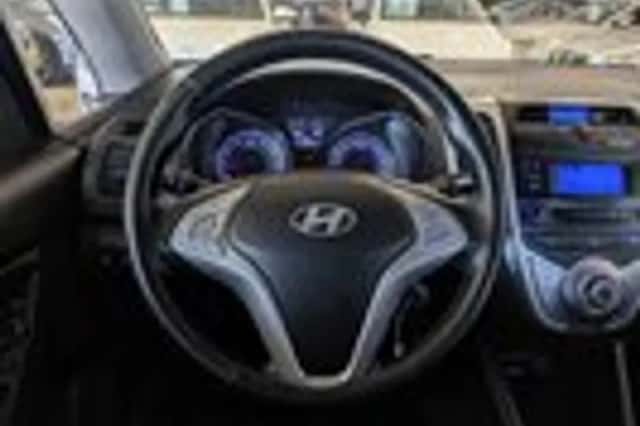 Hyundai ix20 (2011) thumbnail 10