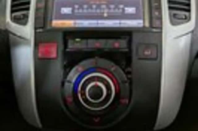 Kia Venga (2014) thumbnail 15