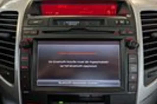 Kia Venga (2014) thumbnail 18
