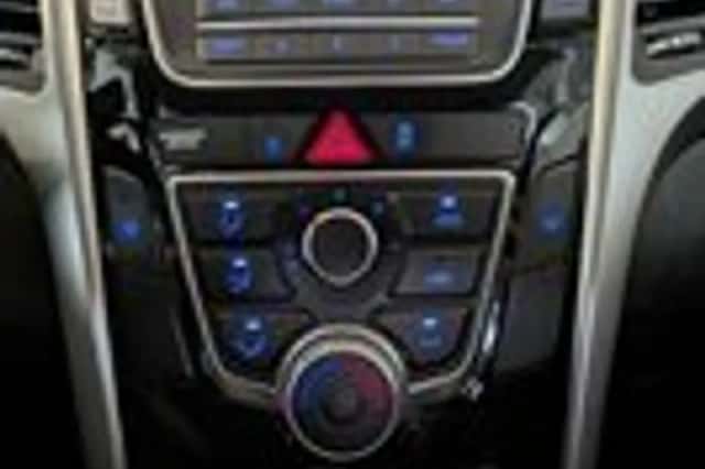 Hyundai i30 (2012) thumbnail 14