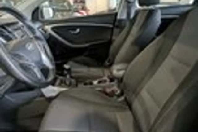 Hyundai i30 (2012) thumbnail 6