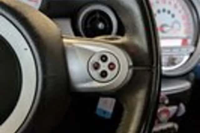 MINI Mini (2008) thumbnail 13