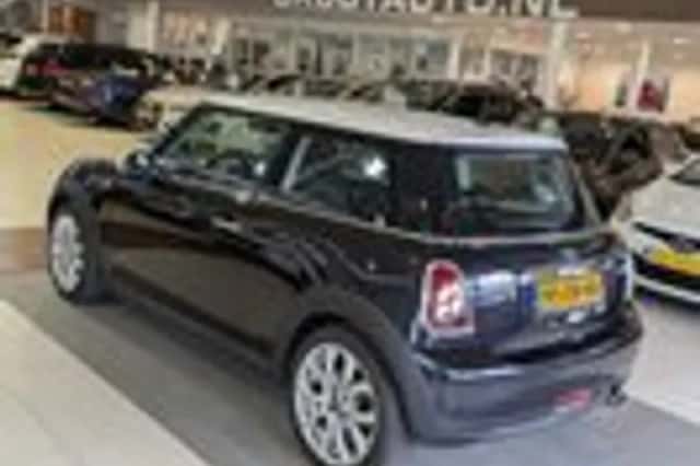 MINI Mini (2008) thumbnail 3