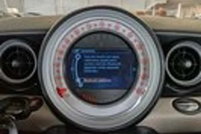 MINI Mini (2012) thumbnail 17
