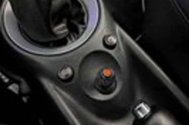 MINI Mini (2012) thumbnail 21