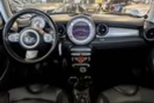 MINI Mini (2007) thumbnail 9