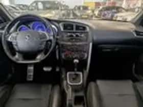 Citroën DS4 (2015) thumbnail 9