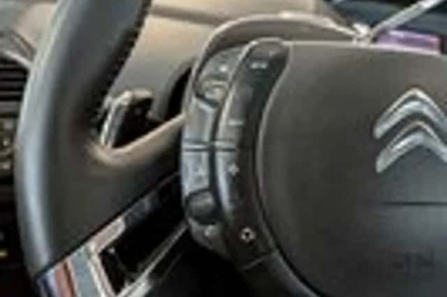 Citroën C4 Picasso (2011) thumbnail 11