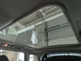 Citroën C4 Picasso (2011) thumbnail 27