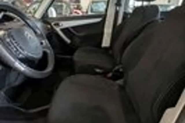 Citroën C4 Picasso (2011) thumbnail 6