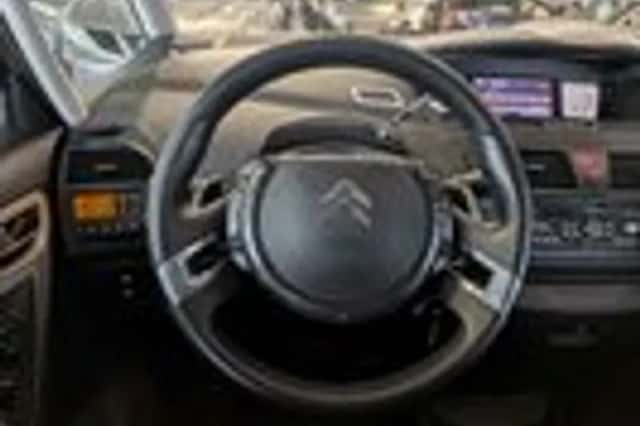 Citroën C4 Picasso (2011) thumbnail 10